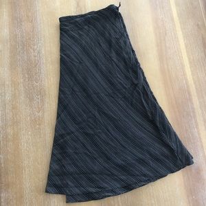 White House Black Market Polka Dot Skirt 12